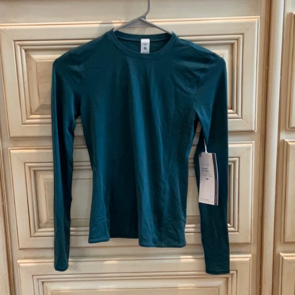 Lululemon Nulu Crewneck Long Sleeve